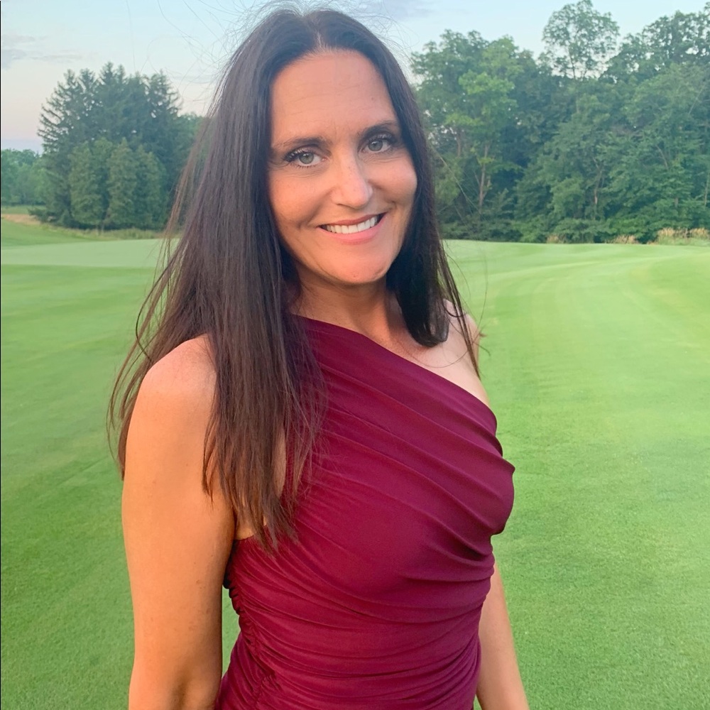 Meet your Posher, Jacqueline